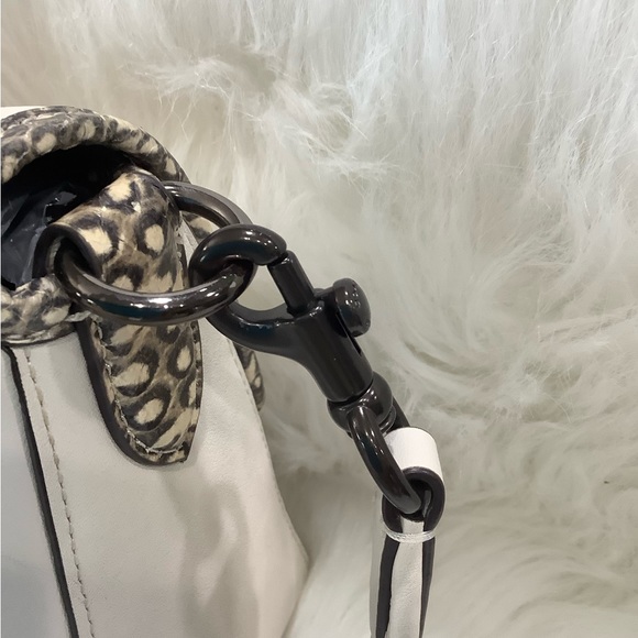 COACH SOFT TABBY CROSSBODY SNAKESKIN DETAIL - Picture 5 of 16